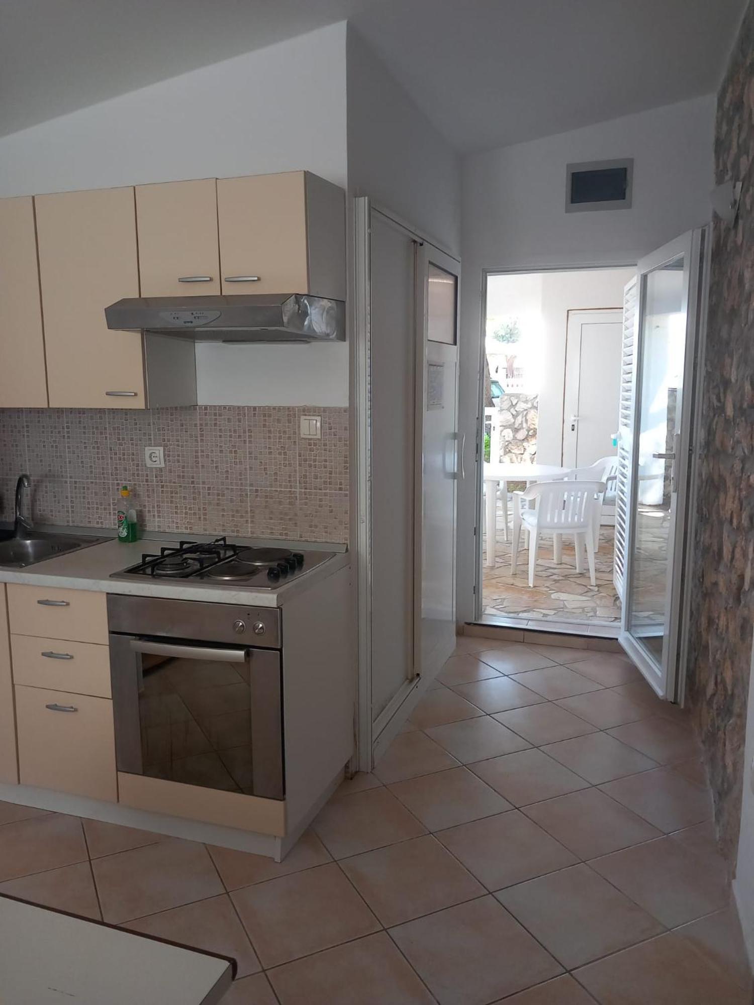 Apartment Studio Bosko Novalja